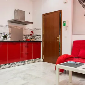 https://triana-calle-castilla-cerca-del-centro-patio.es-andalucia.com